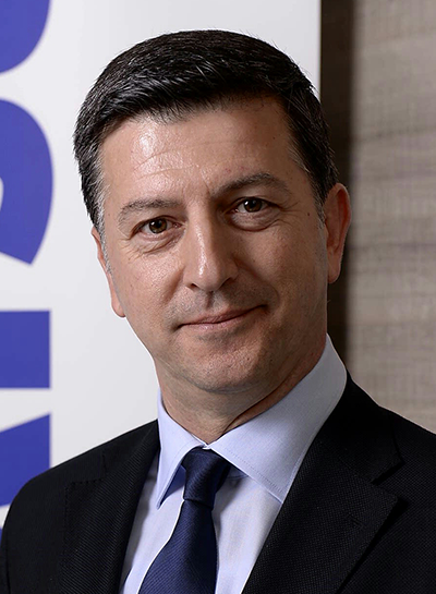 Foto 1 - Göksel Güner - COO - Komatsu Europe