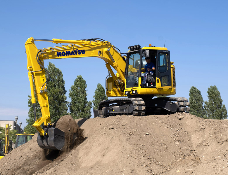 PC138US-11 escavatore cingolato komatsu Pc138us_11_action1