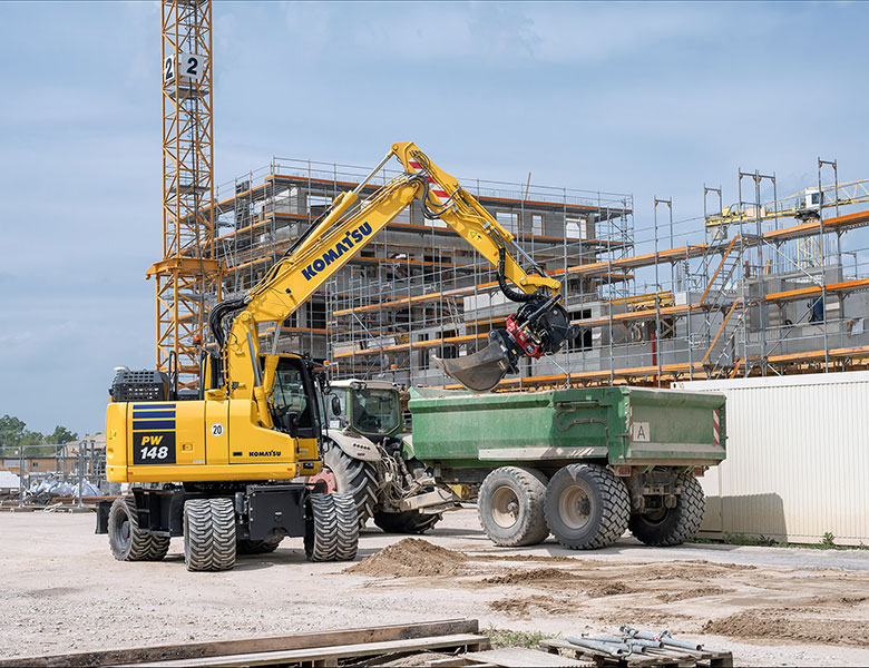 Komatsu Wheeled Excavator PW148-11 Komatsu Wheeled Excavator PW148-11