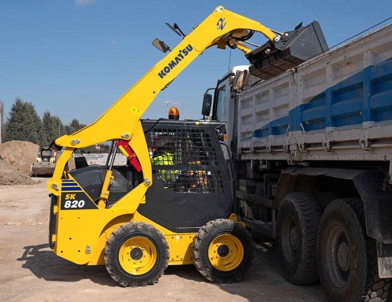 Komatsu Skid Steer Loader SK820-8